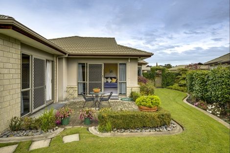Photo of property in 14 Claridge Place, Taradale, Napier, 4112