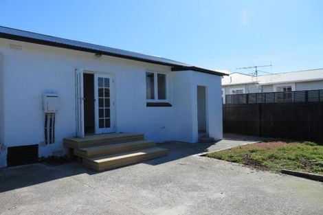 Photo of property in 100 Randwick Road, Moera, Lower Hutt, 5010