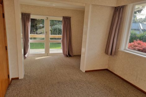 Photo of property in 166 Roslyn Road, Levin, 5510