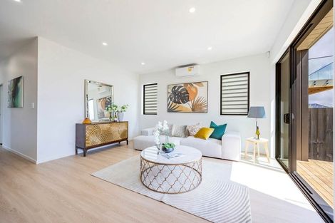 Photo of property in 28c Dellwood Avenue, Henderson, Auckland, 0612