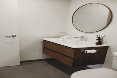 Photo of property in 6 Bright Way, Lower Vogeltown, New Plymouth, 4310