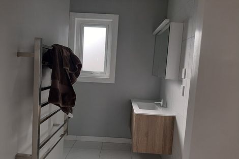 Photo of property in 37 Tauhinu Road, Miramar, Wellington, 6022