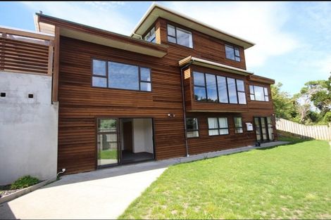 Photo of property in 42-44 David Crescent, Karori, Wellington, 6012