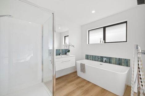 Photo of property in 12 Freeville Place, New Brighton, Christchurch, 8083