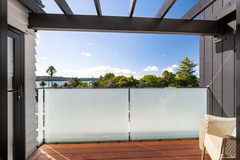 Photo of property in 48 Observation Green, Hobsonville, Auckland, 0616