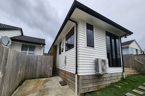 Photo of property in 2 Arnhem Place, Pukekohe, 2120