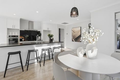 Photo of property in 79 Pakanga Grove, Pyes Pa, Tauranga, 3112
