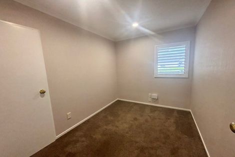 Photo of property in 58a Edgewater Parade, Waiuku, 2123