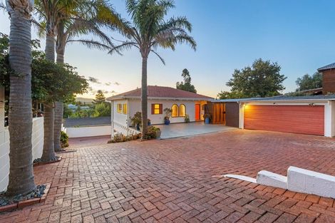 Photo of property in 1/269 Titirangi Road, Titirangi, Auckland, 0604