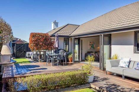 Photo of property in 17 Brookfield Drive, Northwood, Christchurch, 8051