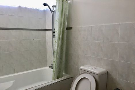 Photo of property in 109 Sylvan Avenue, Northcote, Auckland, 0627