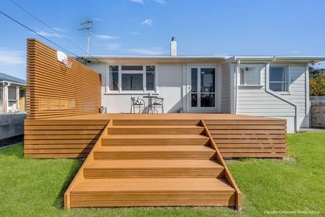 Photo of property in 16 Alberta Road, Glen Avon, New Plymouth, 4312