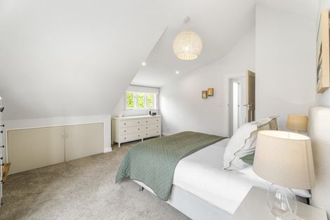 Photo of property in 9a North Avenue, Narrow Neck, Auckland, 0624