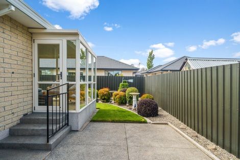 Photo of property in 2/17 Nyoli Street, Northcote, Christchurch, 8052