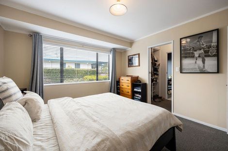 Photo of property in 1 Halcione Close, Flagstaff, Hamilton, 3210