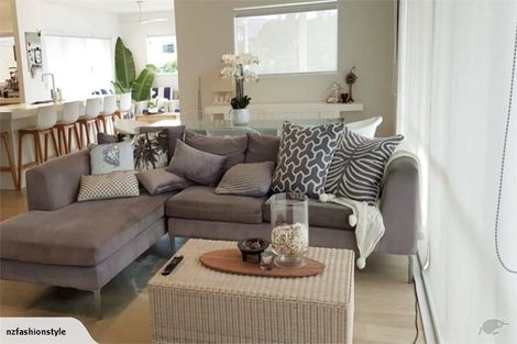 Photo of property in 11 Lagoon Way, Omaha, 0986