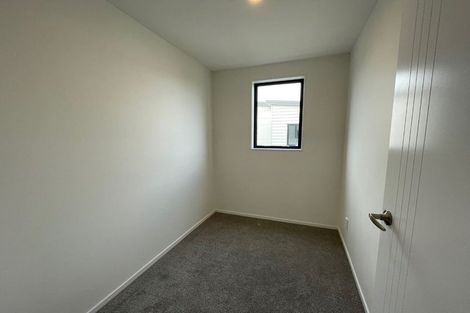 Photo of property in 6a Poruru Close, Papakura, 2110