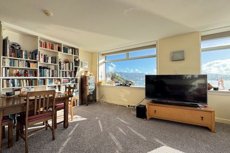 Photo of property in Jerningham Apartments, 20 Oriental Terrace, Oriental Bay, Wellington, 6011