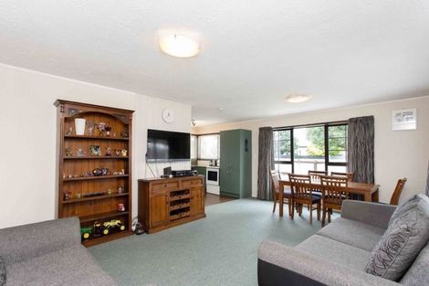 Photo of property in 172 Sawyers Arms Road, Bishopdale, Christchurch, 8053