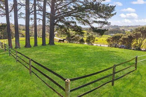 Photo of property in 1115 State Highway 16, Waimauku, 0883