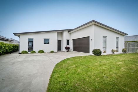 Photo of property in 12 Park Lane, Rolleston, 7614