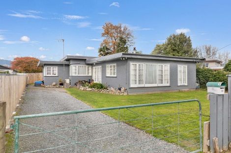 Photo of property in 192 Bartholomew Road, Levin, 5510