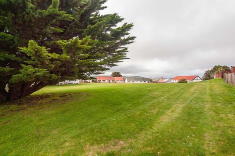 Photo of property in 18 Hollydale Grove, Churton Park, Wellington, 6037