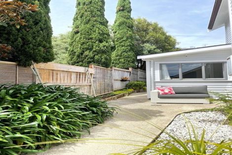 Photo of property in 65 Te Wharau Drive, Greenhithe, Auckland, 0632