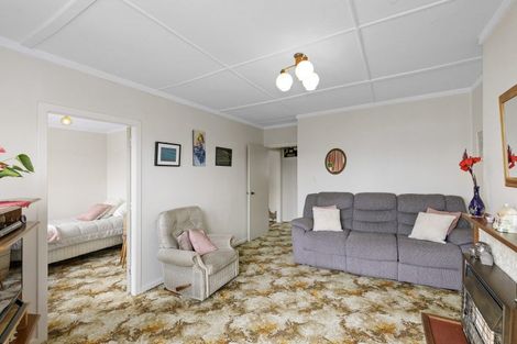 Photo of property in 13 Bush Street, Naenae, Lower Hutt, 5011