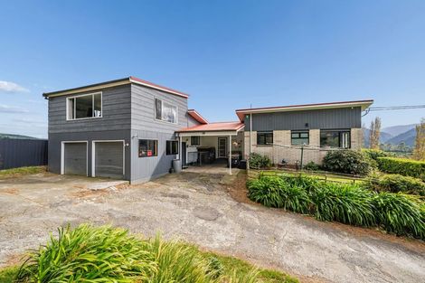 Photo of property in 1712 State Highway 2, Kaitoke, Upper Hutt, 5018