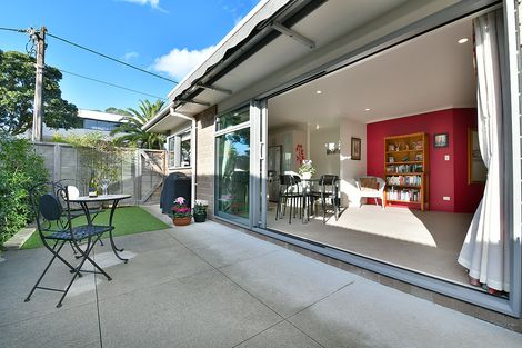 Photo of property in 2 Forest Glen, Orewa, 0931