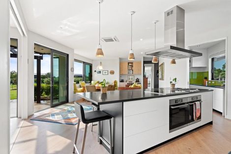 Photo of property in 29 North Cove Lane, Waipu, 0582