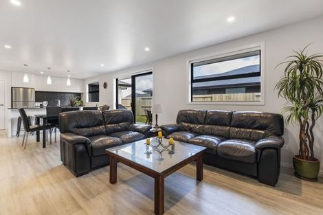 Photo of property in 24 Sabre Street, Papamoa Beach, Papamoa, 3118