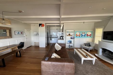 Photo of property in 62 Moana Road, Okitu, Gisborne, 4010