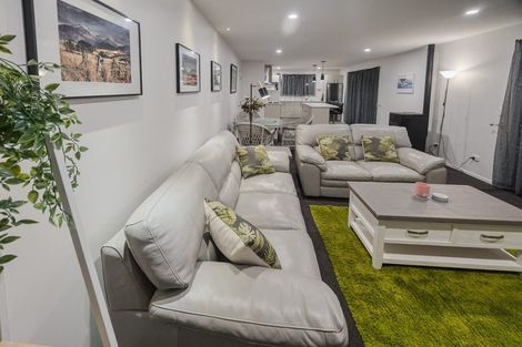 Photo of property in 10 Bute Street, Moeraki, 9482
