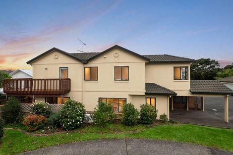 Photo of property in 1/6 Sunnydale Place, Oteha, Auckland, 0632