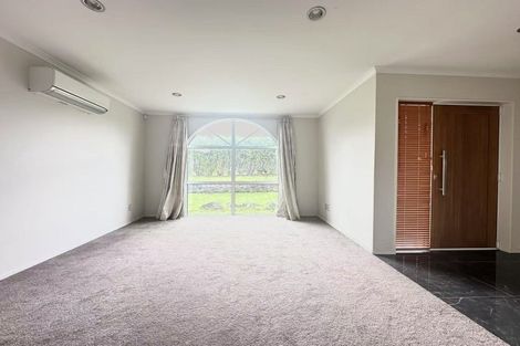 Photo of property in 10 Jezero Drive, Massey, Auckland, 0614