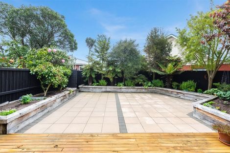 Photo of property in 2/193 Centaurus Road, Saint Martins, Christchurch, 8022