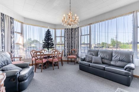 Photo of property in 4 Albert Street, Winton, 9720