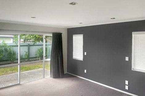 Photo of property in 15 Newbury Place, Taradale, Napier, 4112