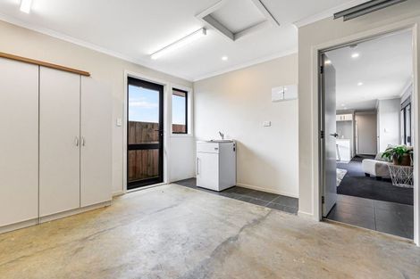 Photo of property in 5 Manawaroa Close, Grandview Heights, Hamilton, 3200