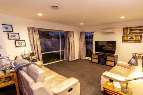 Photo of property in 22 Mary Street, Papanui, Christchurch, 8053