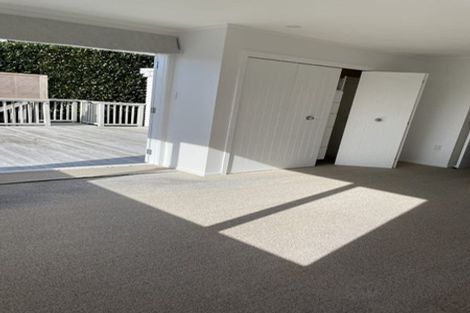 Photo of property in 63 Knights Road, Rothesay Bay, Auckland, 0630