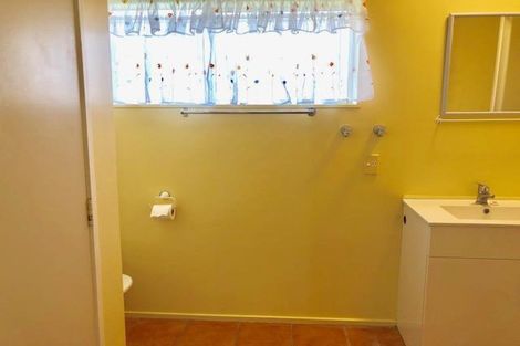 Photo of property in 2a Marine Parade, Otaki Beach, Otaki, 5512