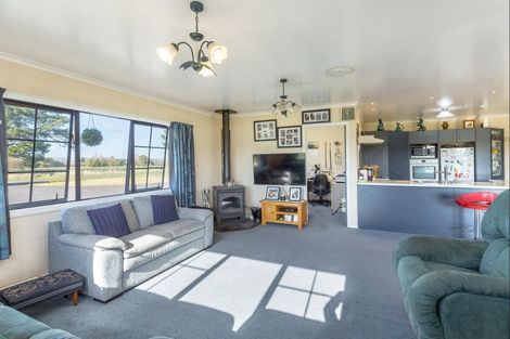 Photo of property in 62 Thomas Road, Carrington, Carterton, 5791