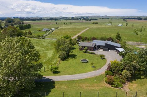 Photo of property in 470 Porangahau Road, Waipukurau, 4282