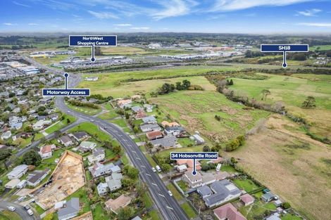 Photo of property in 34 Hobsonville Road, West Harbour, Auckland, 0618