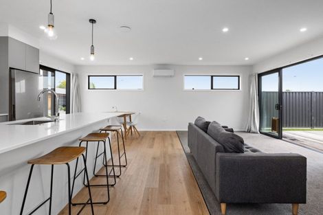 Photo of property in 23 Cassin Place, Taradale, 4112