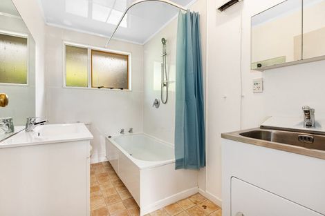 Photo of property in 8 Halyard Place, Whitby, Porirua, 5024