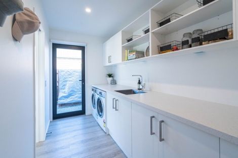 Photo of property in 46 Mount Creighton Crescent, Wanaka, 9305